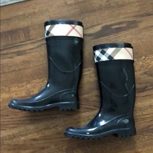 Burberry rain boots